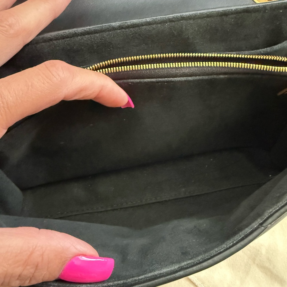Louis Vuitton New Wave MM Chain bag - Picture 12 of 13